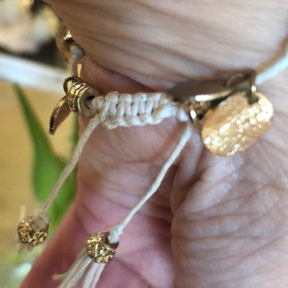 Bracelet - Picture 3 of 7